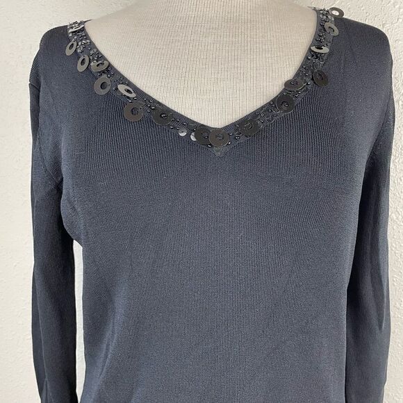 Methode V-Neck Top Size M EUC - Picture 2 of 6